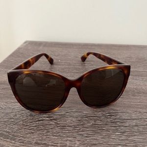 Gucci sun glasses